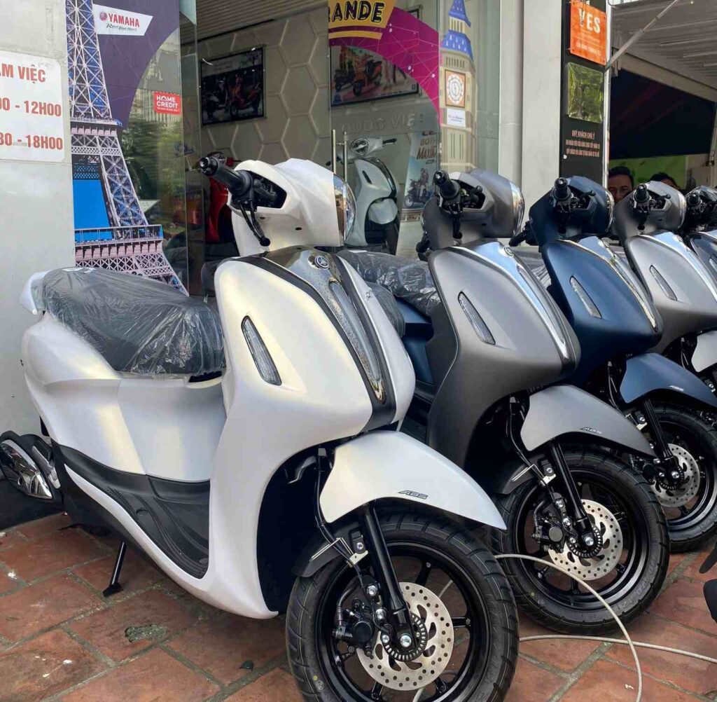 Mua xe máy Yamaha Grande trả góp