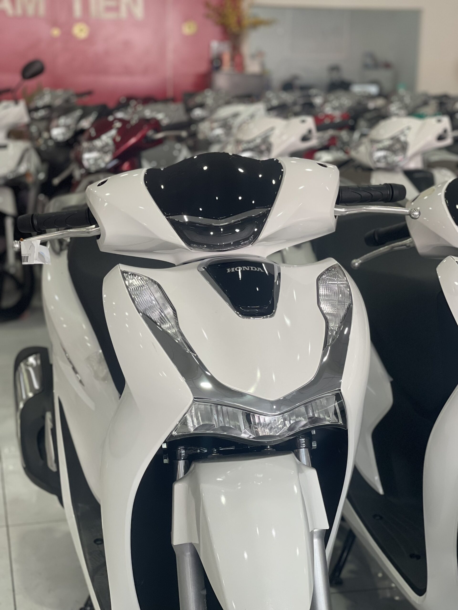 bán xe Honda SH160 trả góp