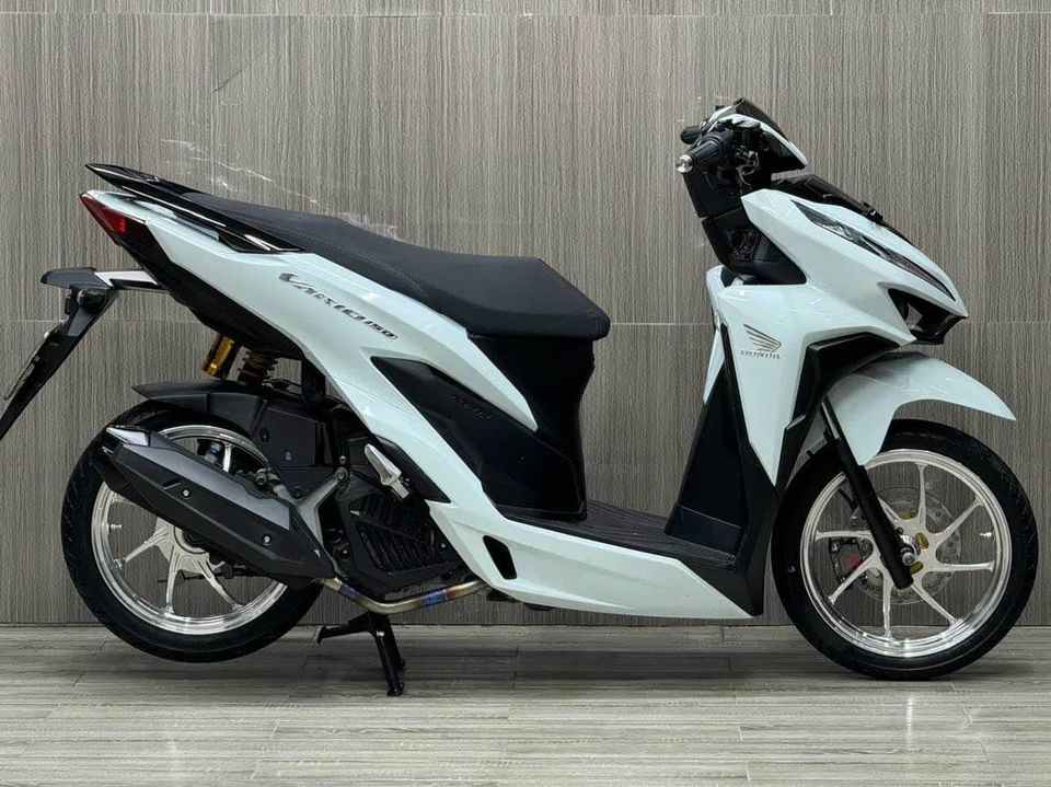 Vario 150 hiện nay giá bao nhiêu