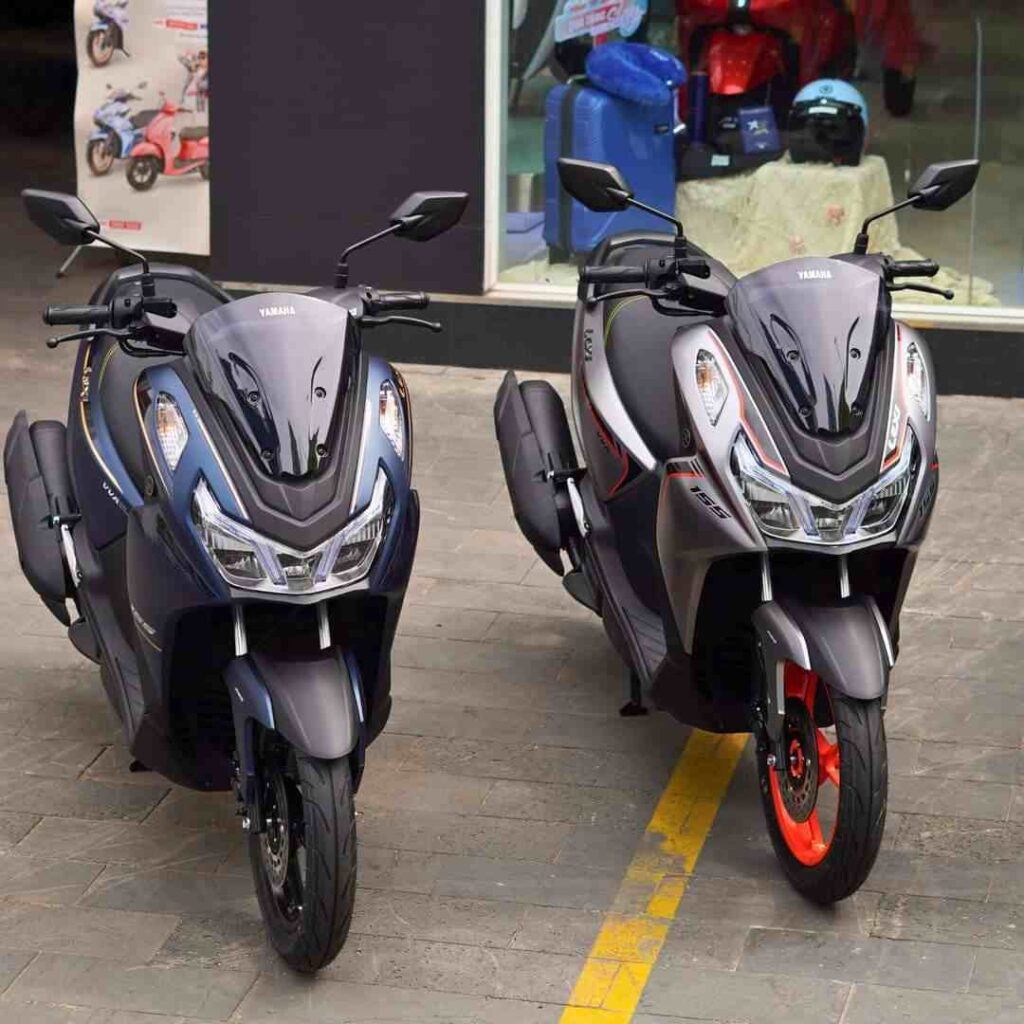 nên mua vario 160 hay yamaha lexi