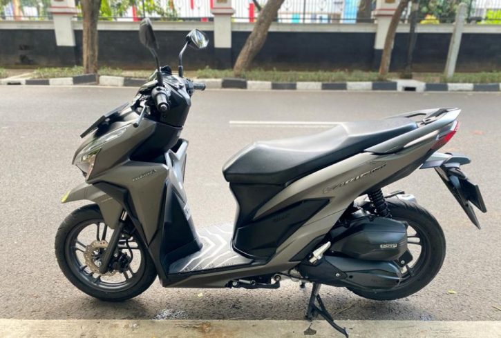 Mua xe vario 150