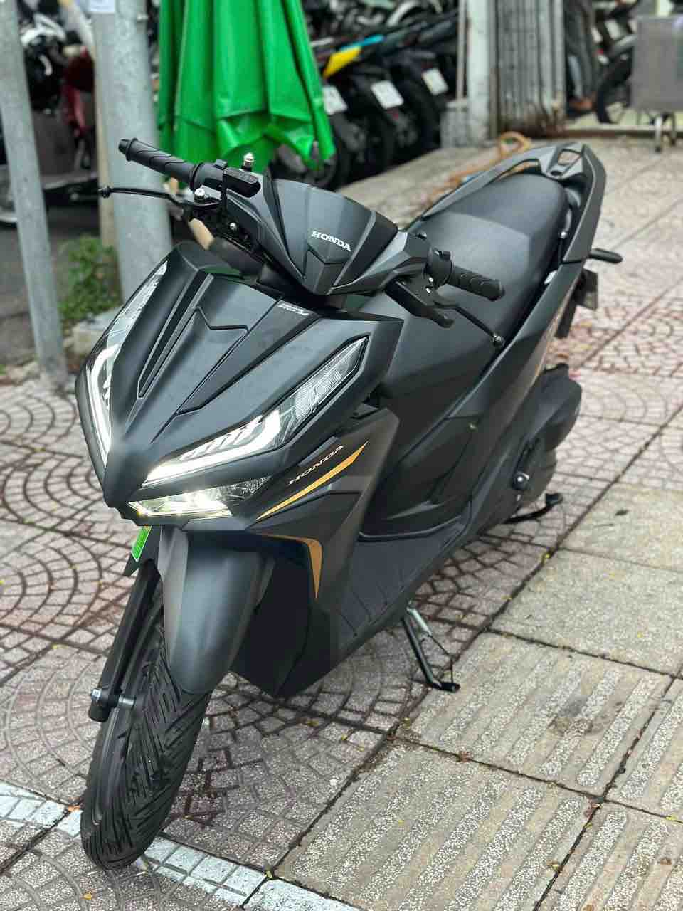 Mua xe Vario 125 trả góp lãi suất thấp