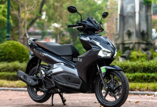 Ai nên mua xe AB 160 tại Bình Tân?