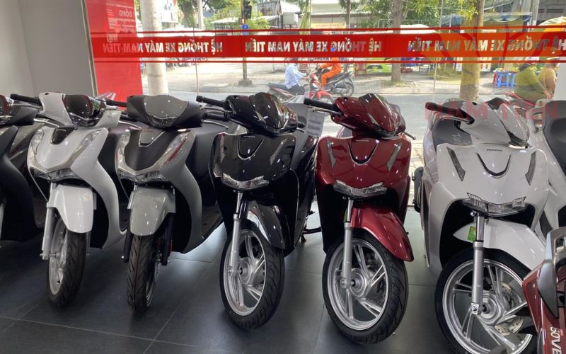 Ai nên mua trả góp xe SH 125?