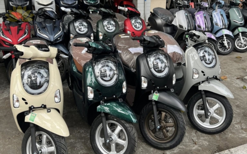 Các yếu tố ảnh hưởng đến giá xe Honda Scoopy 2026