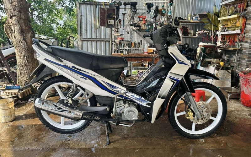 Các yếu tố ảnh hưởng đến giá xe Yamaha Sirius 2026