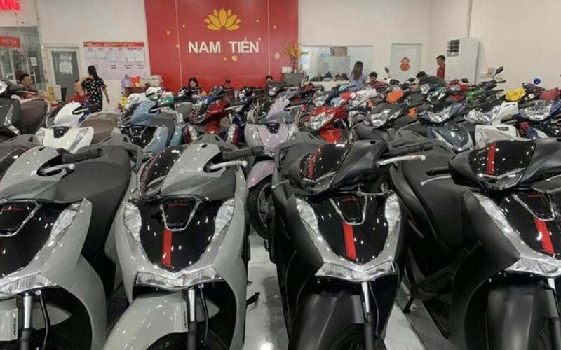 Chia sẻ kinh nghiệm chọn Nơi mua xe máy Honda SH 125i